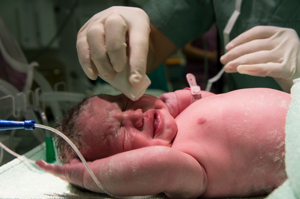 novorozene-miminko